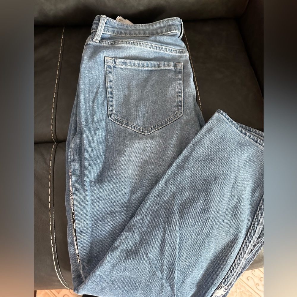 Hollister patched jeans in size 30